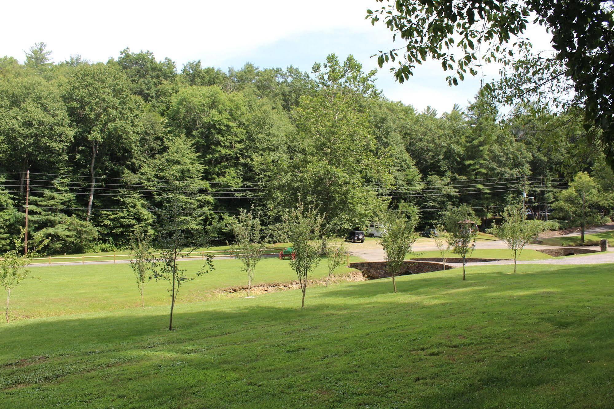Springmaid Mountain Villa Spruce Pine Exterior photo